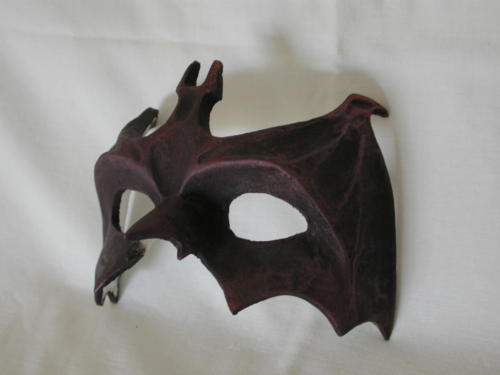 ladyBat2